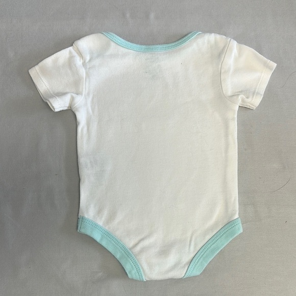 Disney - Winnie the Pooh - Blue and White Bodysuit with Baby Winnie design - Picture 4 of 4